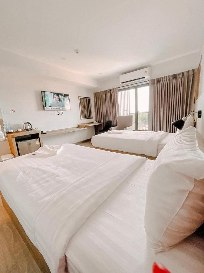 Nakara Hotel, Ubon Ratchathani Exterior photo